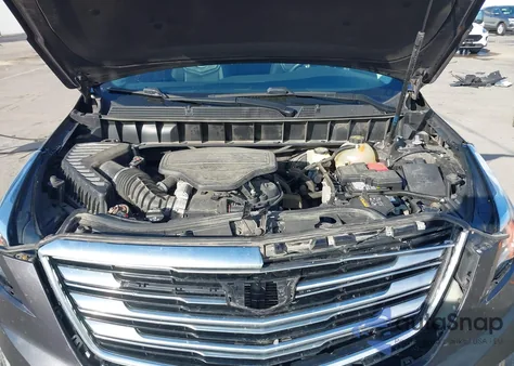 2017 Cadillac Xt5 Luxury z USA, uszkodzony, nr VIN 1GYKNBRS3HZ261733